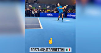 Copertina di Matteo Berrettini non si arrende: il suo allenamento alle Atp Finals di Torino dopo l’infortunio – Video
