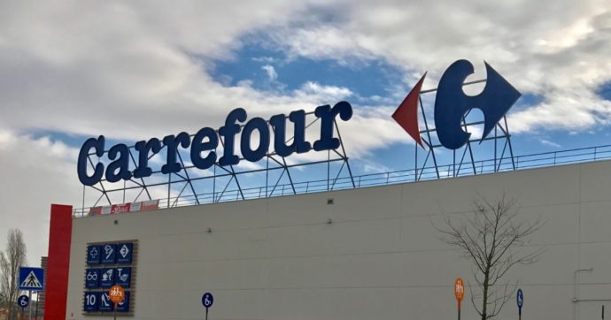 Carrefour Italia formalizza 769 licenziamenti in nove Regioni e dismissione di 106 negozi