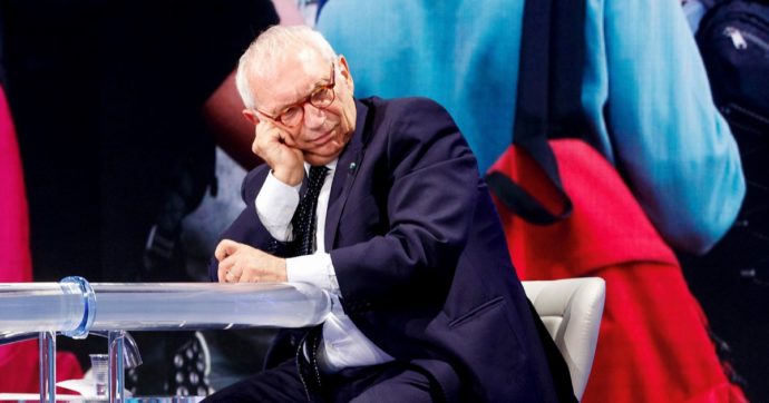 Classi pollaio, una riduzione piccola piccola. Il ministero è ultimo per i target raggiunti