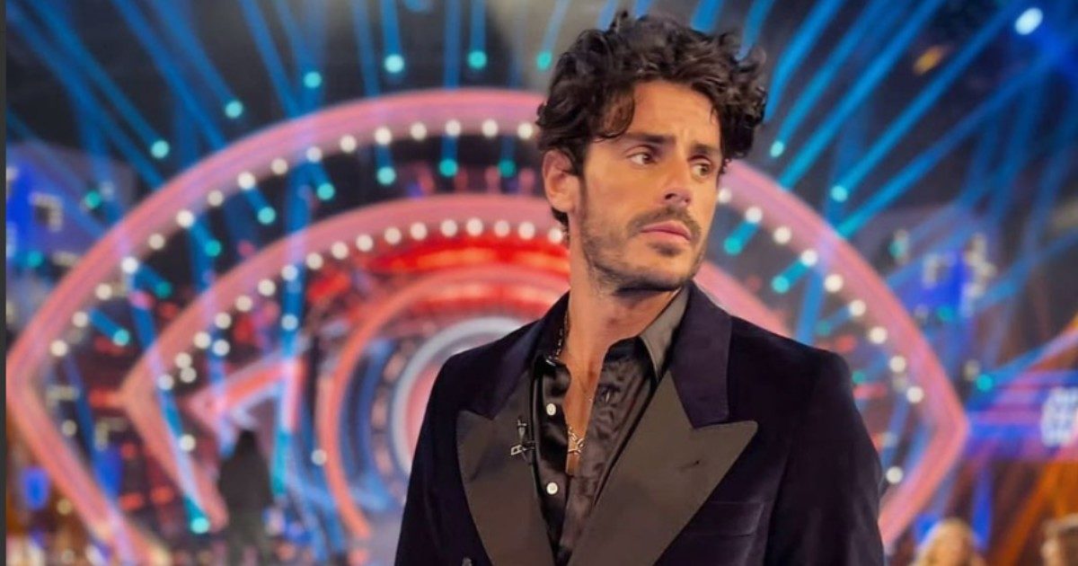 Grande Fratello Vip, Andrea Casalino confessa: “Compulsivo con il sesso, la palestra è un luogo di perdizione. Ecco cosa facevo negli spogliatoi”