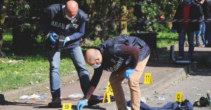 ‘Ndrangheta, 104 arresti in tutta Italia. Il politico al boss: “Ti farei una statua”