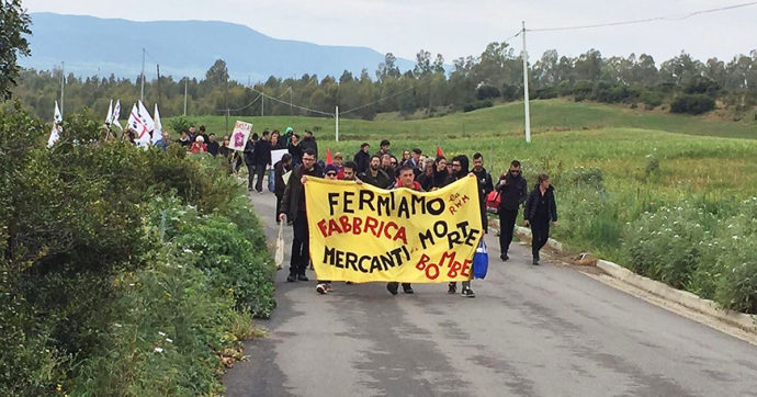 Copertina di Rwm, stop dei giudici all’ampliamento della fabbrica d’armi in Sardegna