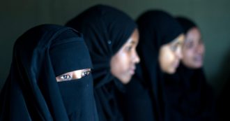 Volti di Zaynab Hifni racconta di Thurayya, donna libera e disinibita nell’Arabia Saudita