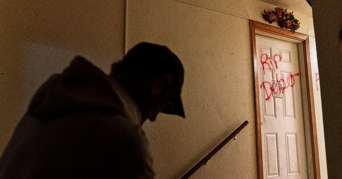 La pandemia silenziosa degli Usa, oltre 100mila morti di overdose in un anno: ‘Guerra che uccide più di armi e incidenti stradali messi insieme’