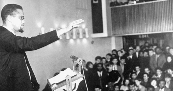 Copertina di Uccisione di Malcolm X, scagionati 55 anni dopo due uomini incarcerati