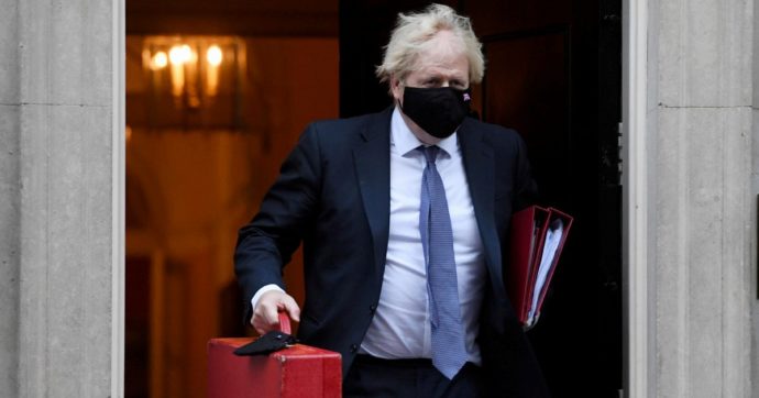 Copertina di Regno Unito, Parlamentari-lobbisti: Johnson sceglie l’ambiguità