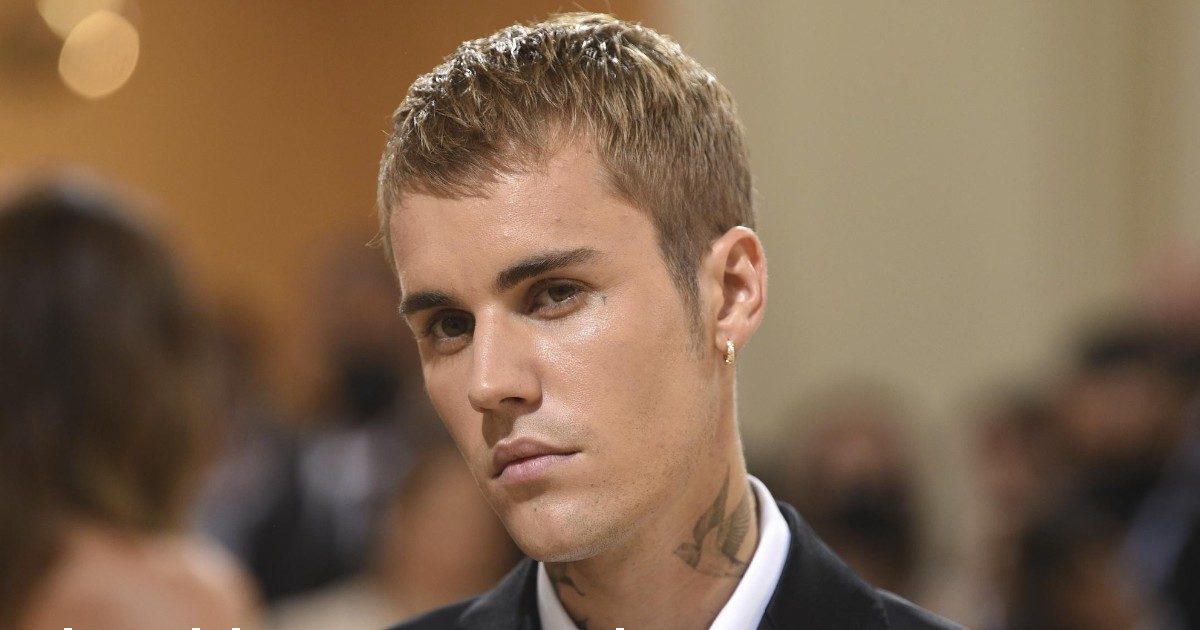 Justin Bieber: “Sono seriamente malato. Mi è stata diagnosticata la malattia di Lyme, oltre che una seria mononucleosi cronica”