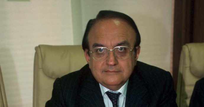 È morto Vincenzo La Russa, fratello maggiore di Ignazio: fu parlamentare della Dc