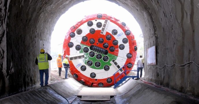 Copertina di Brennero, la realizzazione del tunnel slitta al 2032