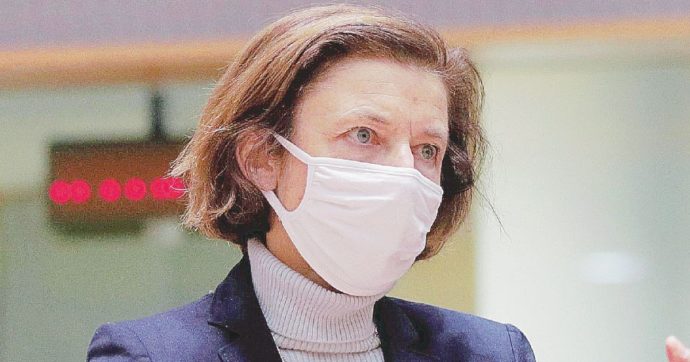 Sui raid egiziani contro i civili l’Eliseo balbetta