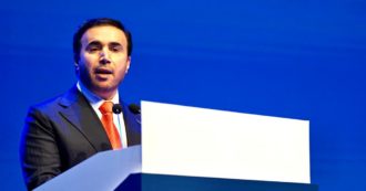 Copertina di Interpol, l’emiratino Ahmed Naser al-Raisi è il nuovo presidente: è denunciato per tortura in 5 Paesi