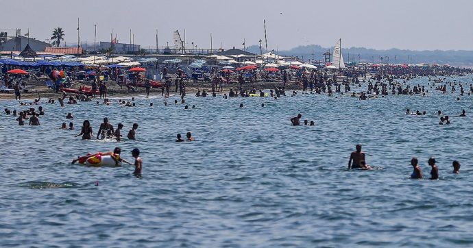 Ostia, la nuova amministrazione Pd stoppa il bando per il rinnovo delle concessioni balneari