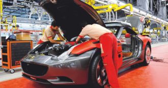 Copertina di Così a Maranello si progettano i sogni