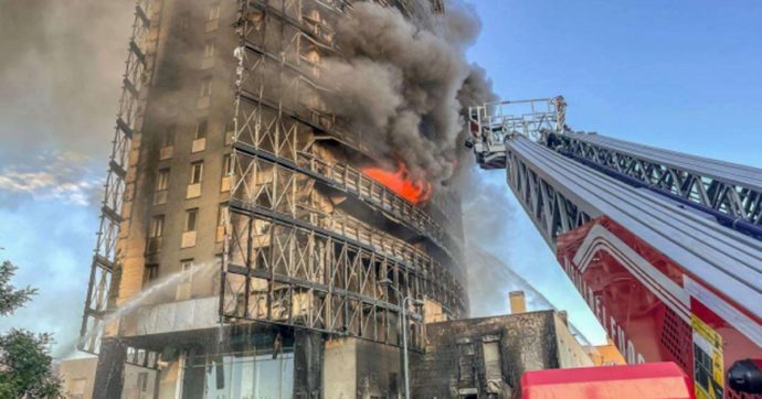 Milano, i pannelli della Torre di Moro erano infiammabili