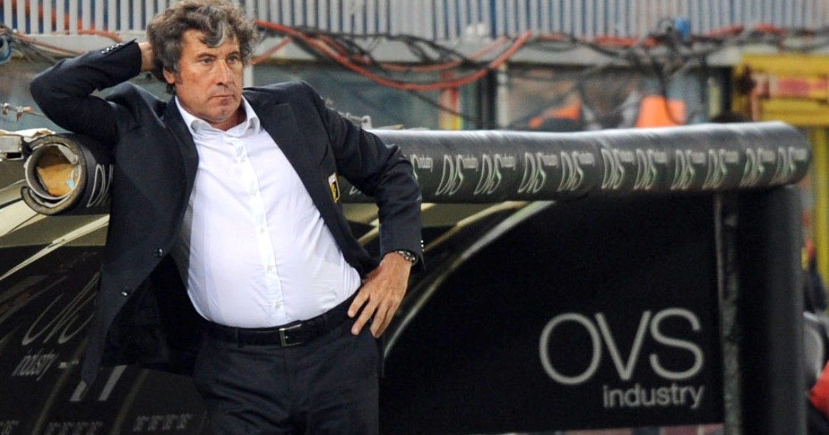 Alberto Malesani, l’antidivo: “Le soddisfazioni vere non arrivano dai giornali. È una gioia immensa quando un calciatore migliora come individuo e all’interno della squadra”