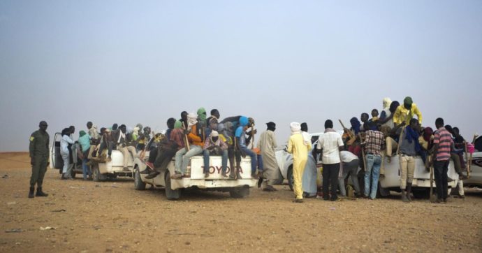 I tre studenti spariti nel nulla e le autobombe al confine: la sabbia del Niger non dimentica