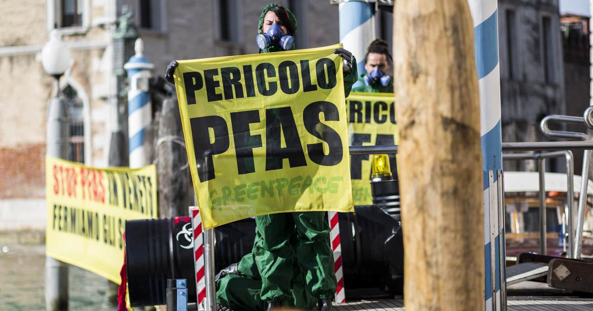 In the case of the Pfas, according to the standards in force in the USA (and in Denmark), a portion of the water in Lombardy would not be considered potable