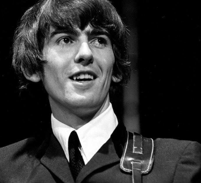 George Harrison moriva vent’anni fa: nove cose da sapere sul più giovane dei Beatles