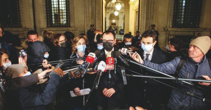 Manovra, Draghi vede i 5S. I partiti si litigano le briciole