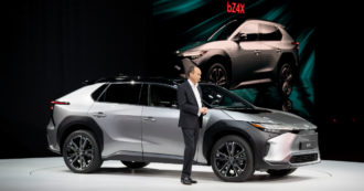 Copertina di Toyota, la strategia: “Pronti a vendere solo auto elettriche in Europa dal 2035”