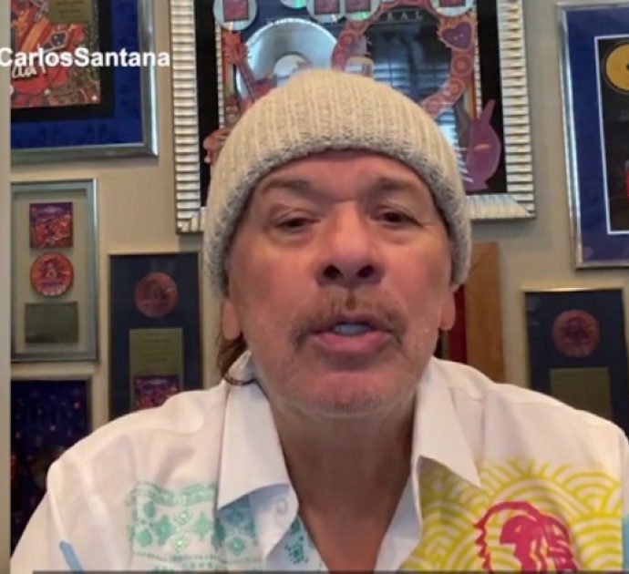 Carlos Santana si prende una pausa: “Sentivo un dolore al petto e ho chiesto a mia moglie di portarmi in ospedale”. Ecco cos’è accaduto