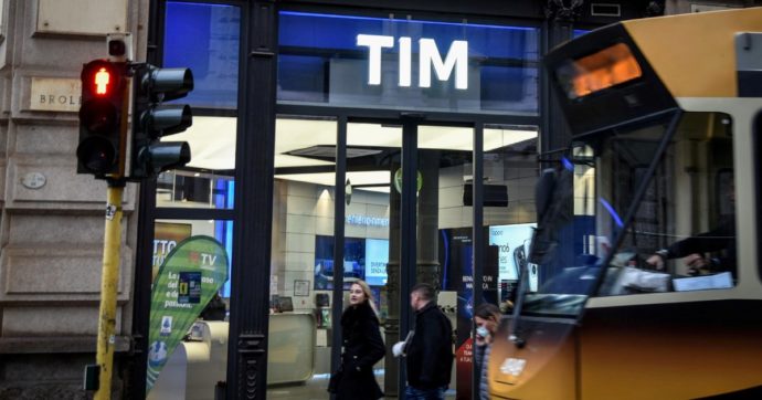 L’esecutivo: basta duelli sulla rete