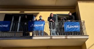 Copertina di Pomigliano d’Arco, Calenda sul balcone della nuova sede di Azione: “Annunciamo l’abolizione dei 5 stelle”