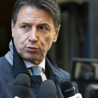 Copertina di Conte dice no al seggio di Roma: il Fatto di domani 7 dicembre