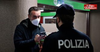 Copertina di Super green pass, a Milano controlli ai tornelli della metropolitana e sui bus: allontanati i passeggeri senza certificato