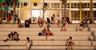 Copertina di Israele. Tel Aviv, quanto mi costi: viverci ormai è un lusso