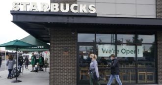 Copertina di Piccola rivoluzione nella catena di caffetterie Starbucks, primo punto vendita sindacalizzato negli Usa