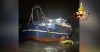 Copertina di Maltempo, due pescherecci naufragano davanti alle coste della Sardegna. Soccorsi nove pescatori tunisini