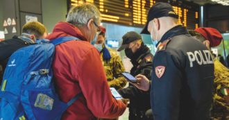 Copertina di Positivi con pass valido: Draghi costretto al Dpcm