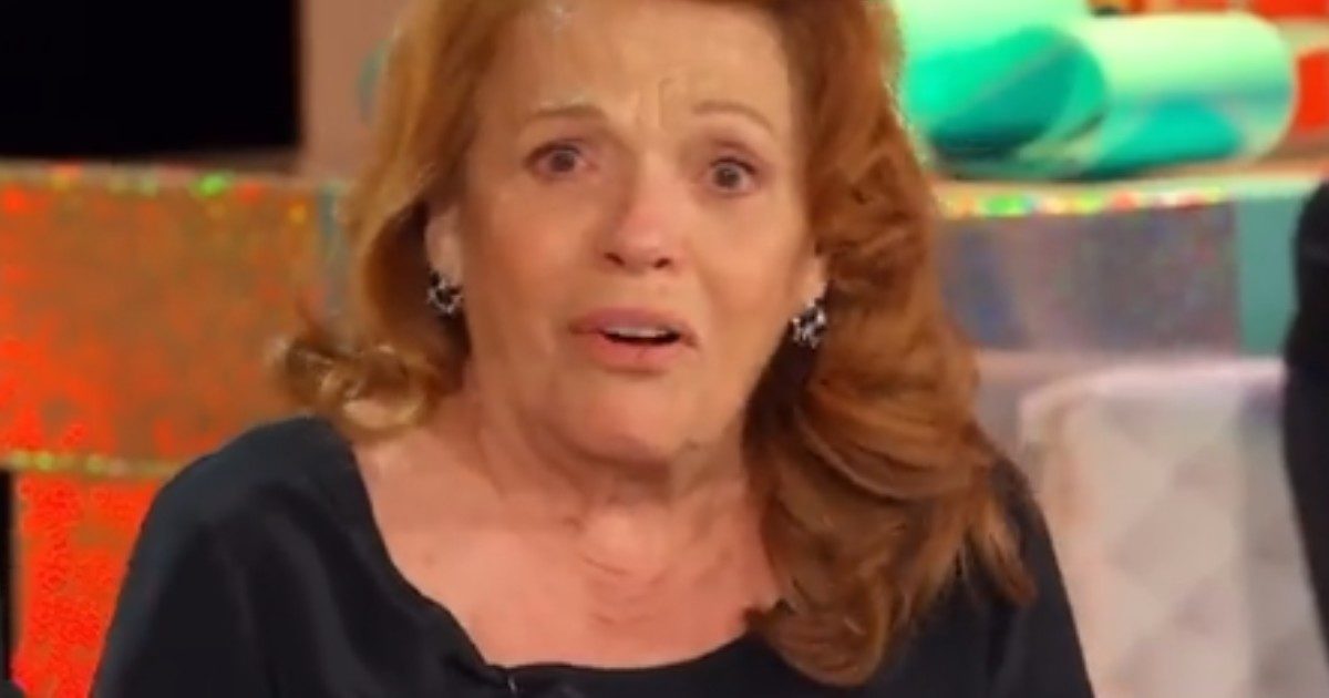 Valeria Fabrizi: “Che Dio ci aiuti non si fa più, Elena non vuole farlo”. La notizia in diretta a Domenica In