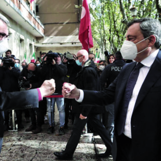 Copertina di Il bluff di Draghi con i sindacati: il Fatto di domani 14 dicembre