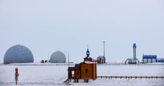 Copertina di Clima, nuovo record di temperatura nell’Artico: registrati 38 gradi in Siberia. “Segnale d’allarme, i due Poli mai così caldi”