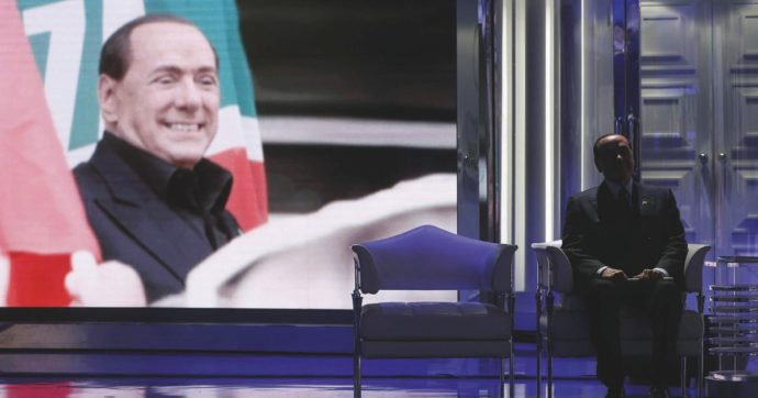 Quirinale: Silvio scappa via da Vespa, la Lega sconfessa Salvini