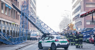 Una gru crolla a Torino: 3 operai morti. Passanti travolti: 3 feriti. In tre giorni 10 lavoratori hanno perso la vita. Landini: cantieri come far west