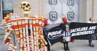 Copertina di Antidolorifici, 500 mila morti in cerca di giustizia