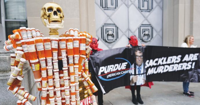 Antidolorifici, 500 mila morti in cerca di giustizia