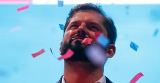 Copertina di Elezioni Cile, da critico della sinistra moderata a pacificatore: Gabriel Boric, il presidente che ha frenato il ritorno della destra al potere