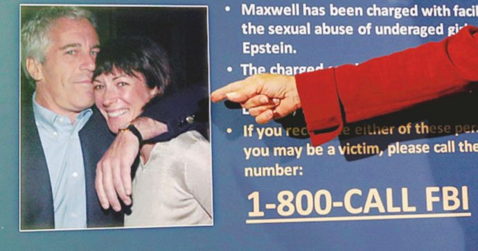 Copertina di Maxwell, le arringhe finali: “Aiutò Epstein”. “No, è innocente”