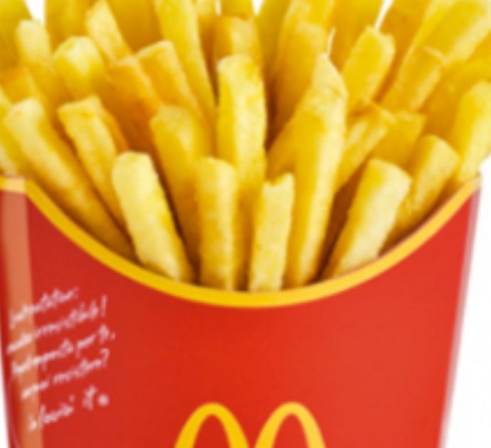 McDonald’s, “solo porzioni di patatine piccole fino al 30 dicembre”: ecco perché
