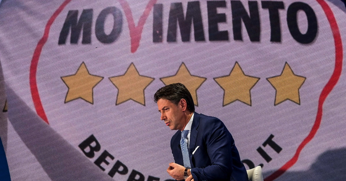 M5s, il tribunale sospende statuto e nomina di Conte. L’ex premier: “Leadership non dipende da carte bollate”. Crimi: “Faremo rivotare tutti gli iscritti”