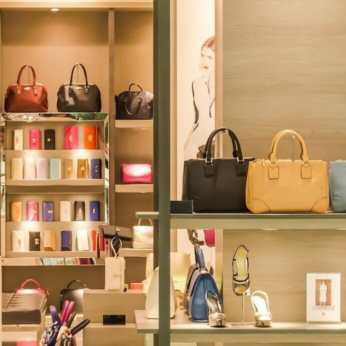 Prima la prova dell’acquisto, poi la recensione: così l’Antitrust vuole rendere più affidabili i giudizi pubblicati online