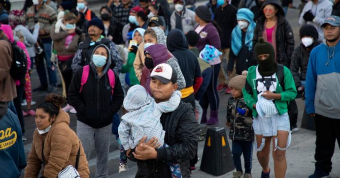 Copertina di Crisi rifugiati: richieste d’asilo triplicate nell’ultimo anno