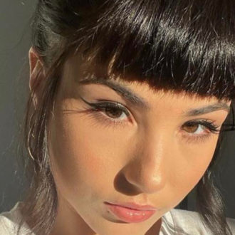 Giorgia Soleri: “Ecco quali farmaci prendo”. Crepet s’infuria: “Il suo scopo? Accrescere follower. Intervenga il Ministro della Salute”