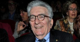 Copertina di Gianfranco Pasquino: “Draghi al Colle con un’intesa sul premier, altrimenti si vota”