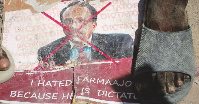 “Golpista”: stessa accusa tra presidente e premier