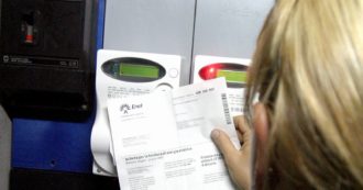 Copertina di Bollette, stangata da 1.200 euro a famiglia